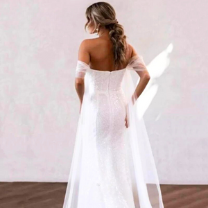 Sexy Mermaid Wedding Dress in Off Shoulder Design with Beading