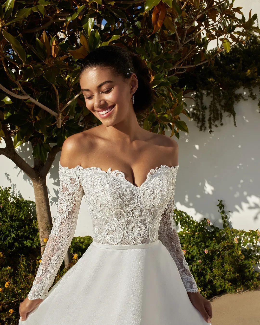 Beach Wedding Dress-Off The Shoulder Lace Wedding Dress | Wedding Dresses