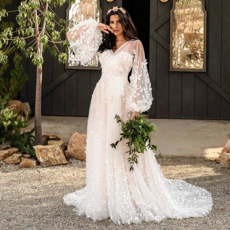 Vintage Lace Wedding Dress- A-Line Floral Beach Wedding Dress | Wedding Dresses